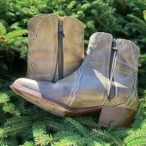 Free People Leather Boho Full Zipp Pointy Toe Heeled Boots